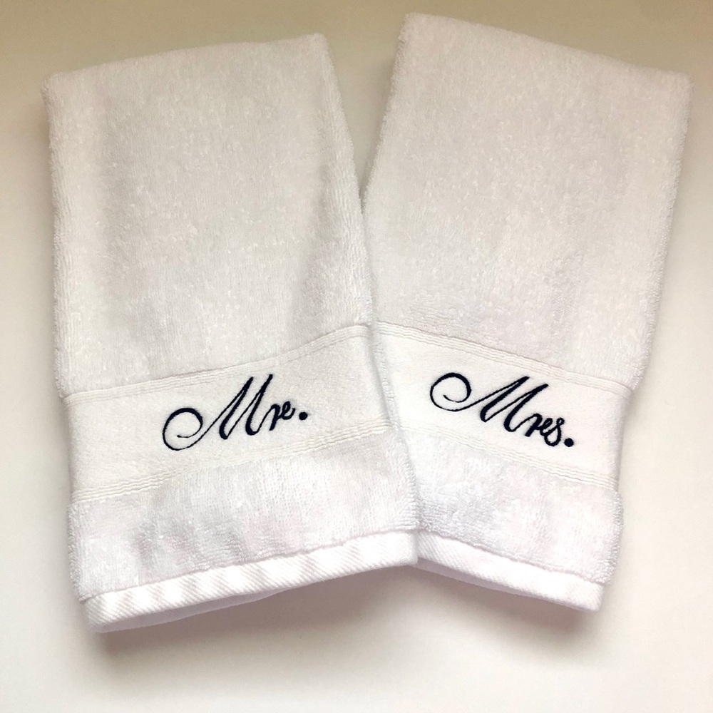 Mr. & Mrs. towel set